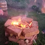 Art In Rose Nastanitev v družini