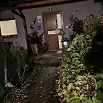 Nastanitev v družini Art In Rose