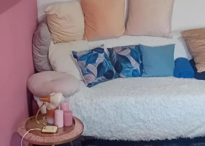 בית אירוח Art In Rose